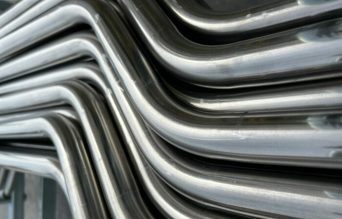 Curva tubi in metallo
